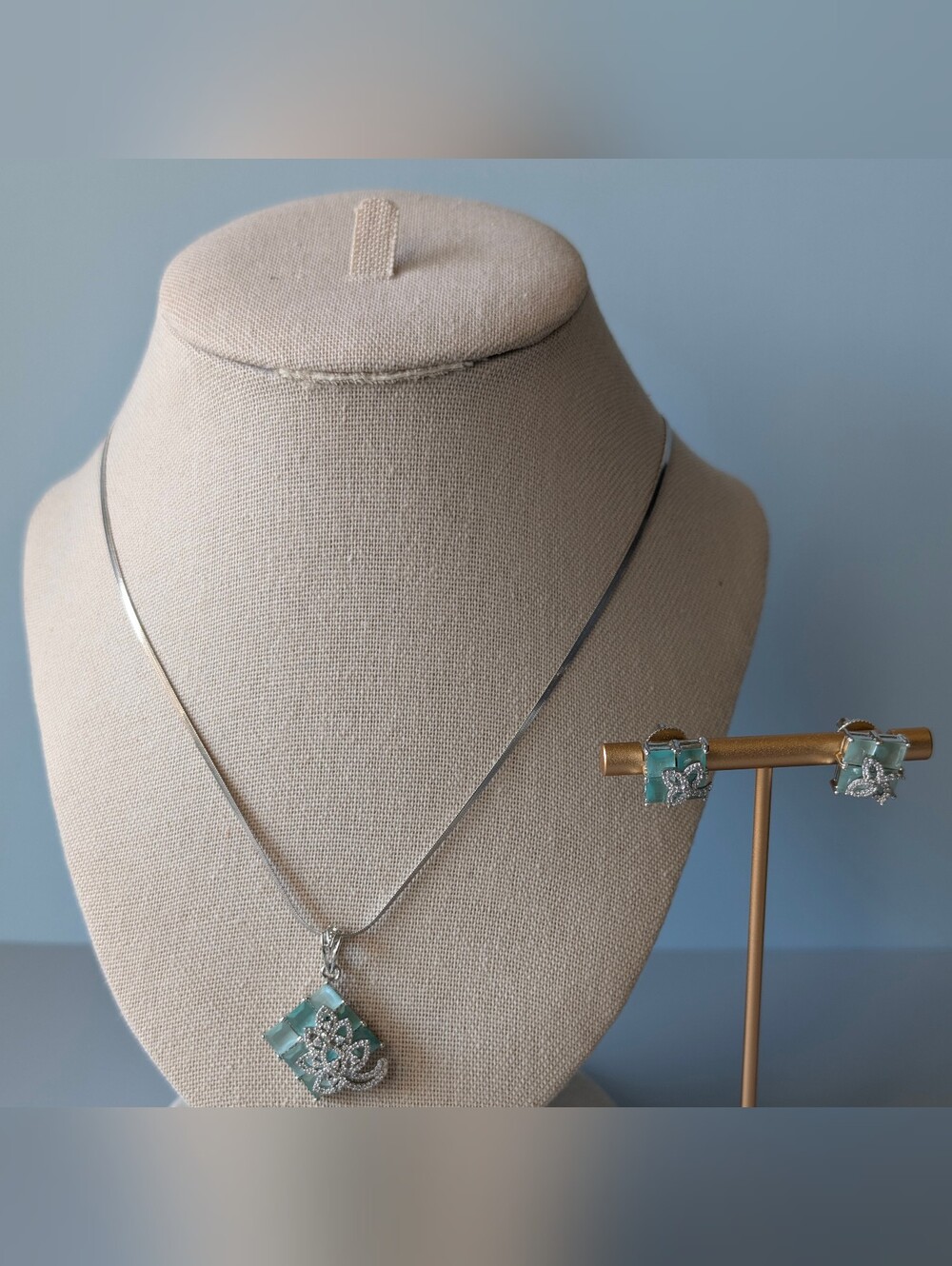 Silver-Tone Pendant Necklace and Earring Set